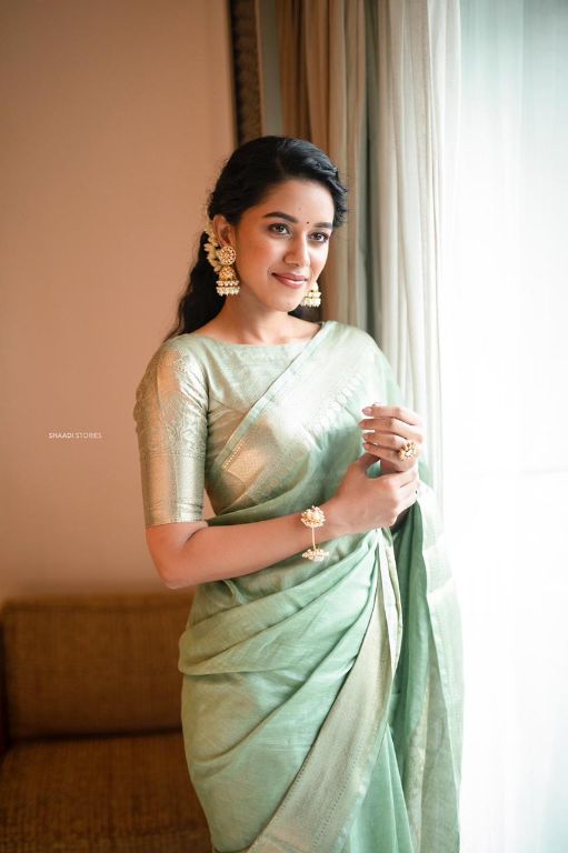 Swara - Mint Green - Izhai