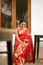 Swara - Red - Izhai