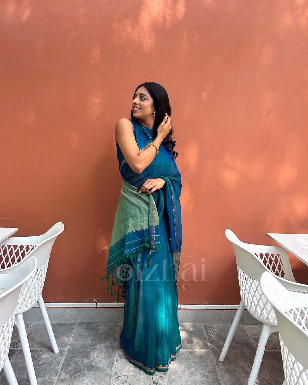 Thari - Poovai | பூவை - Izhai