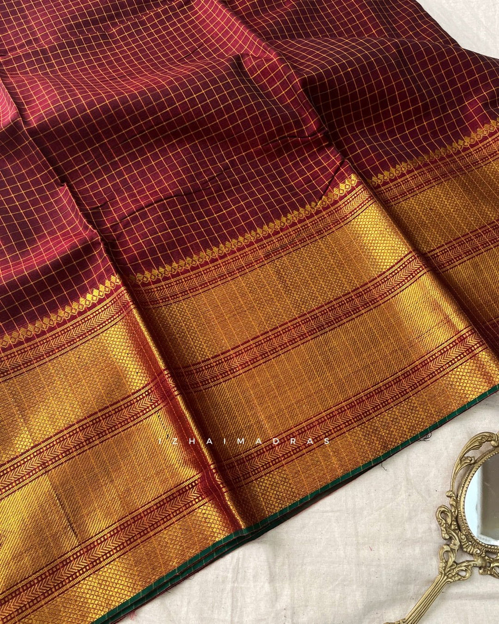 Thari - Tharika| தாரிகா - Izhai