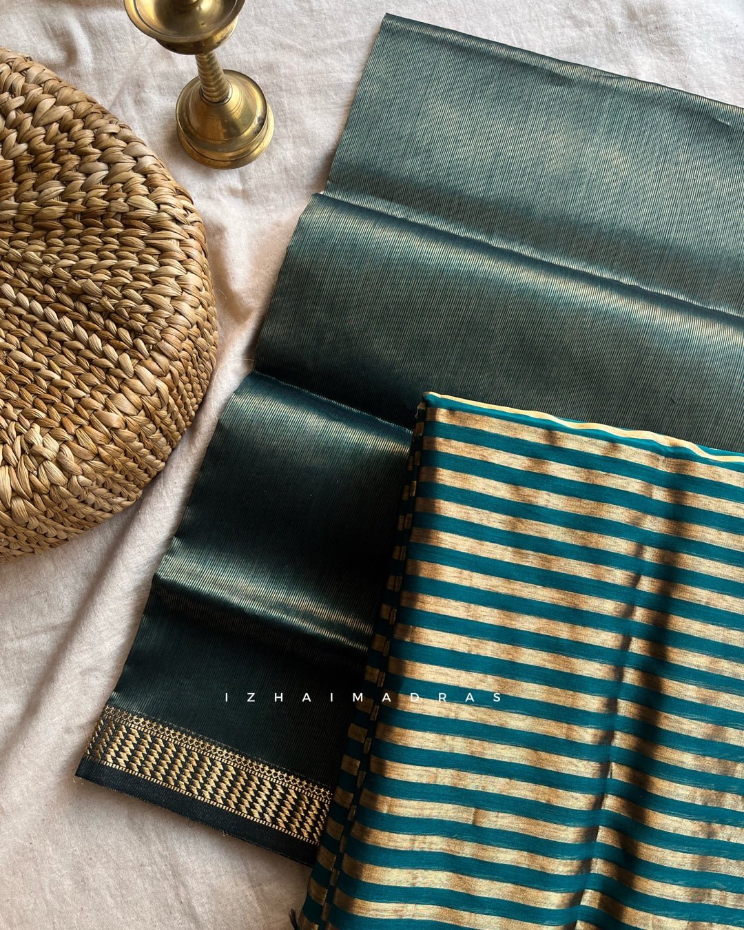 Unstitched - Green - Izhai